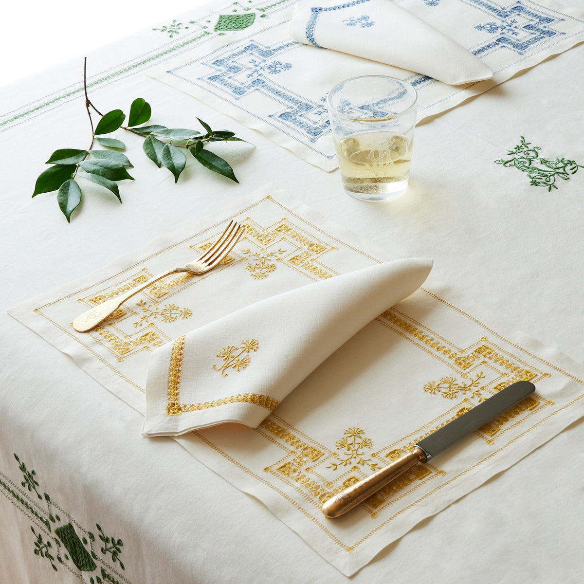 Alpe di Siusi Table Linens