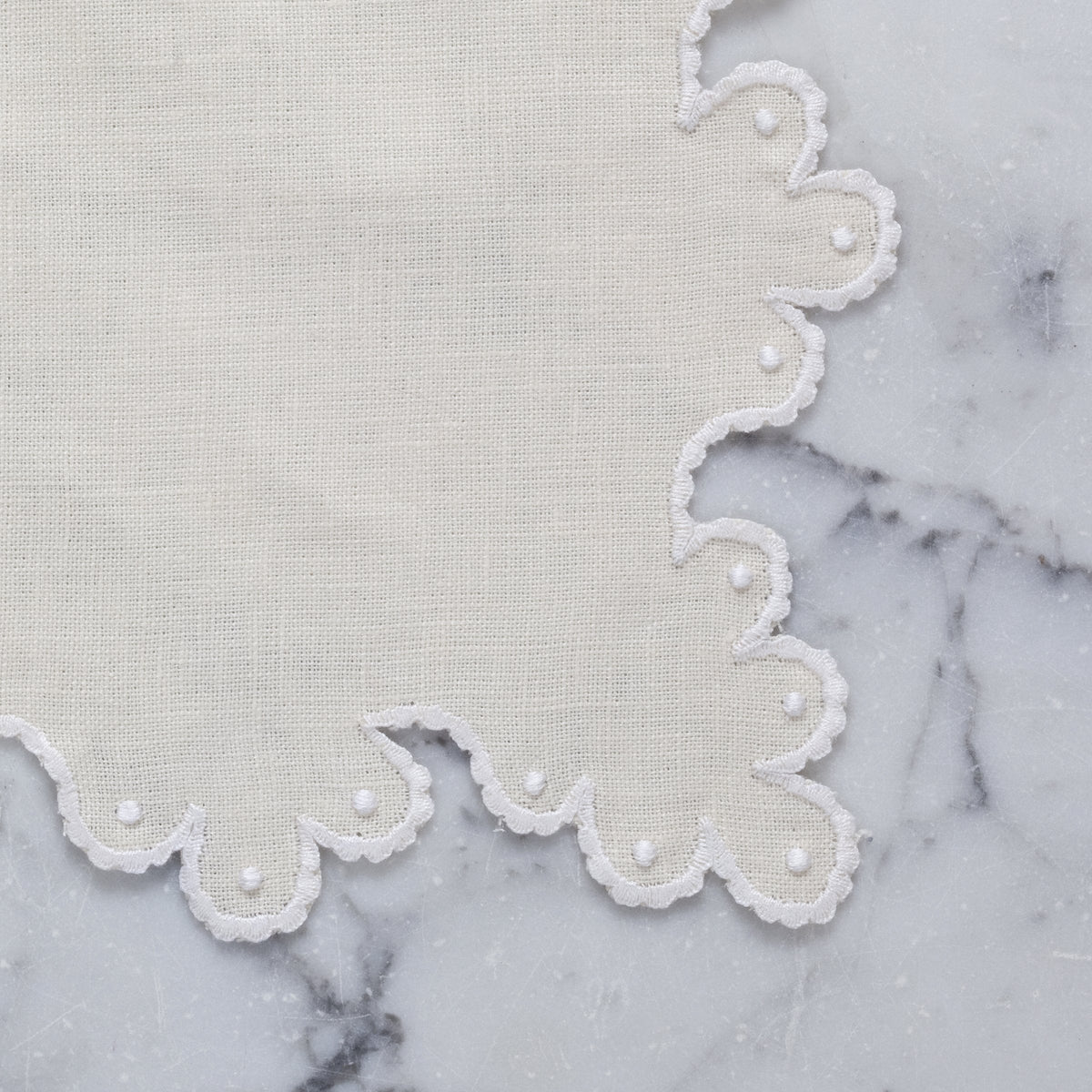 Calais Table Linens