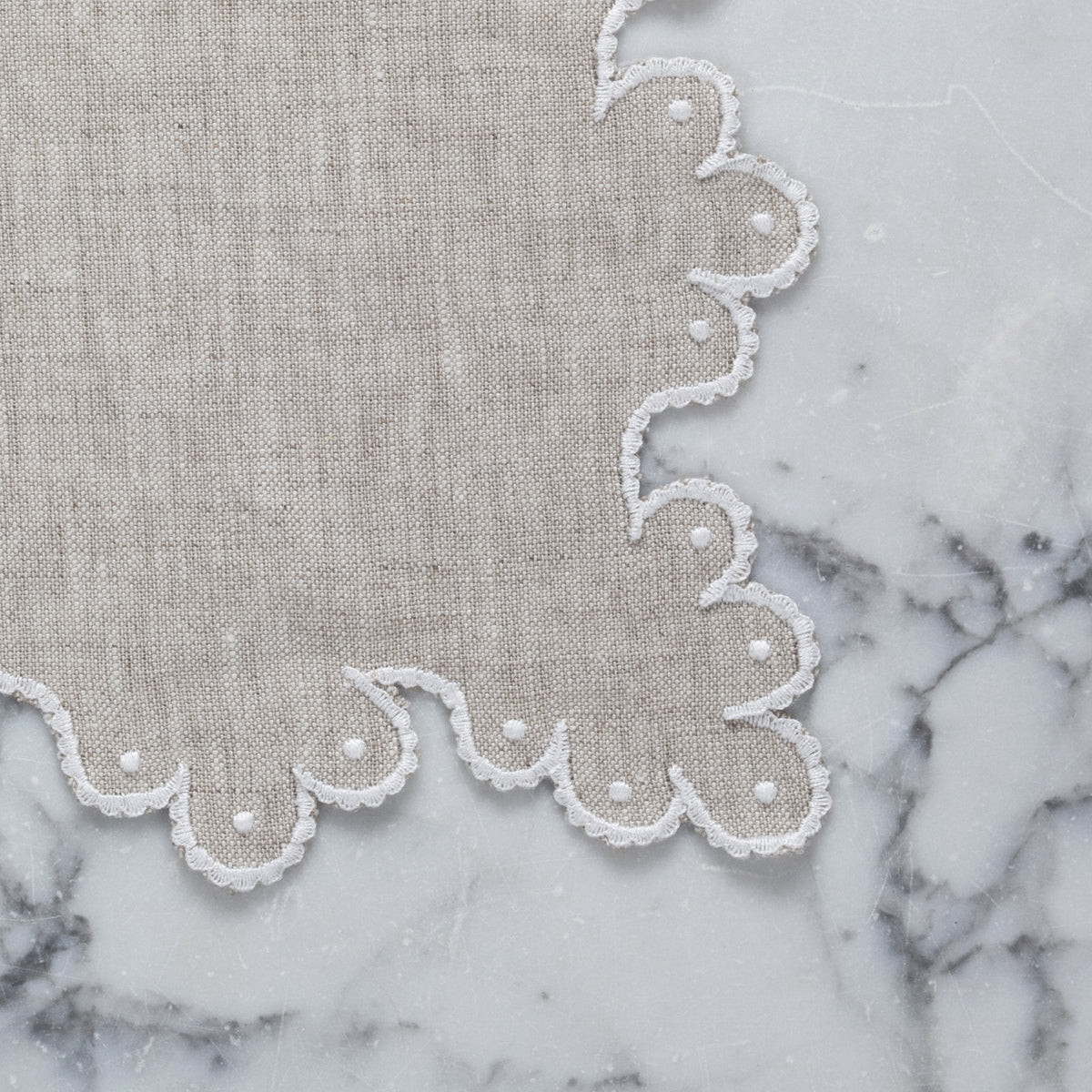 Calais Table Linens