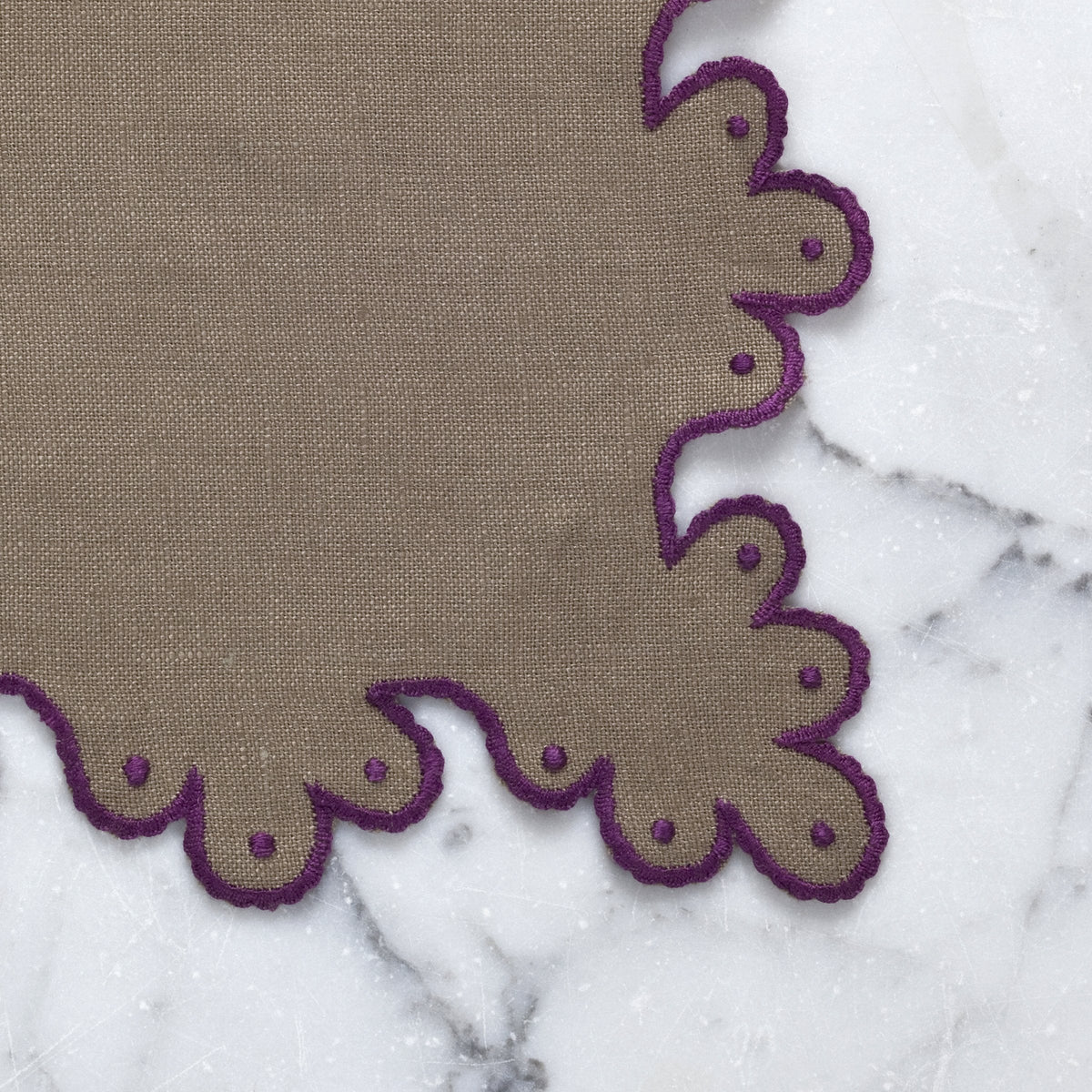 Calais Table Linens