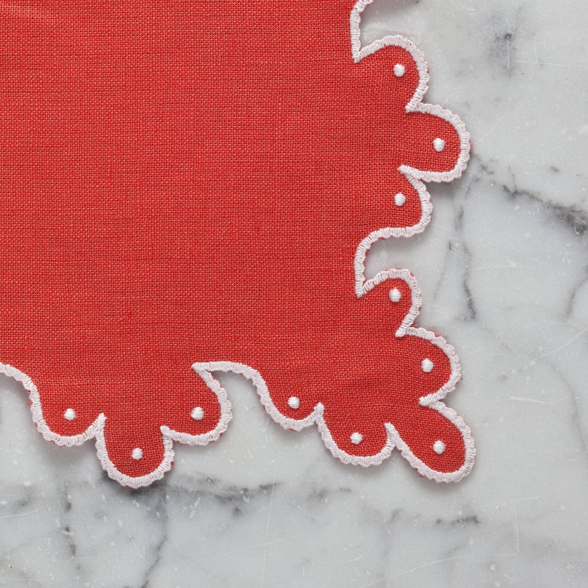 Calais Table Linens