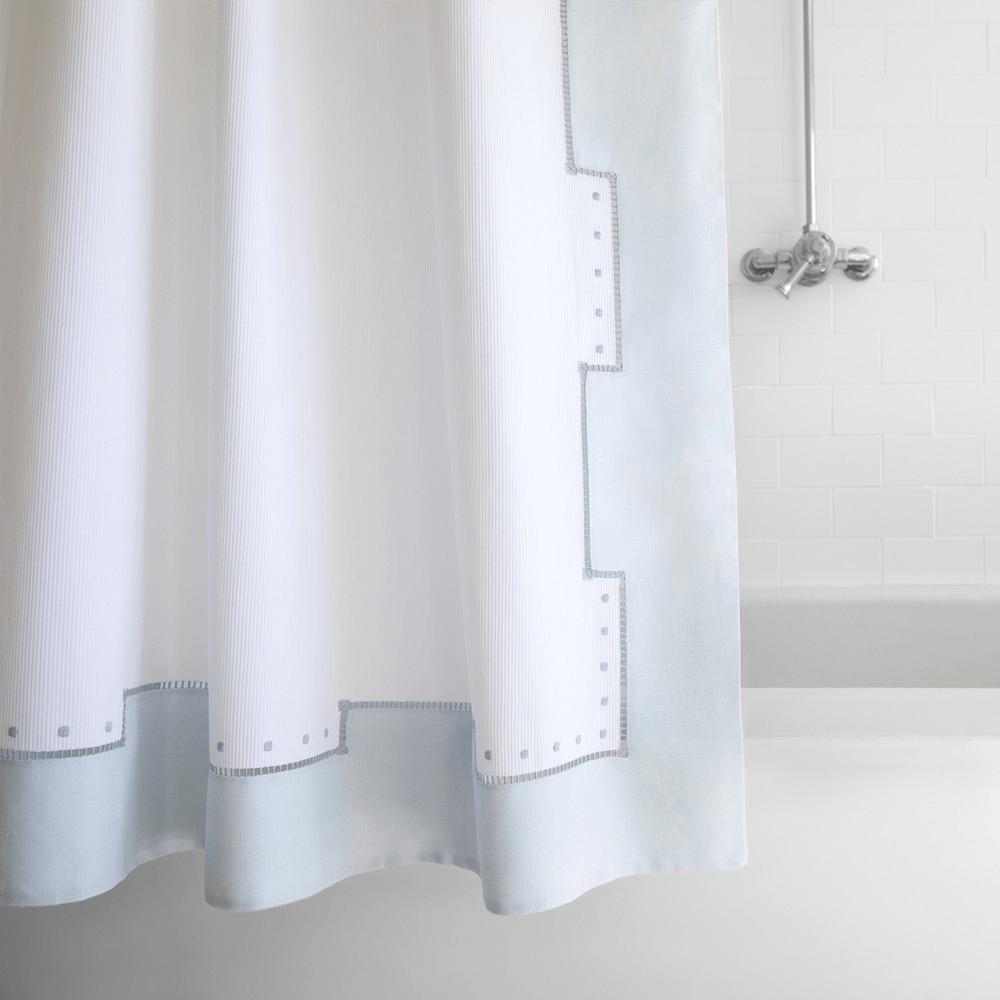 Nantes With Appliqué Shower Curtains