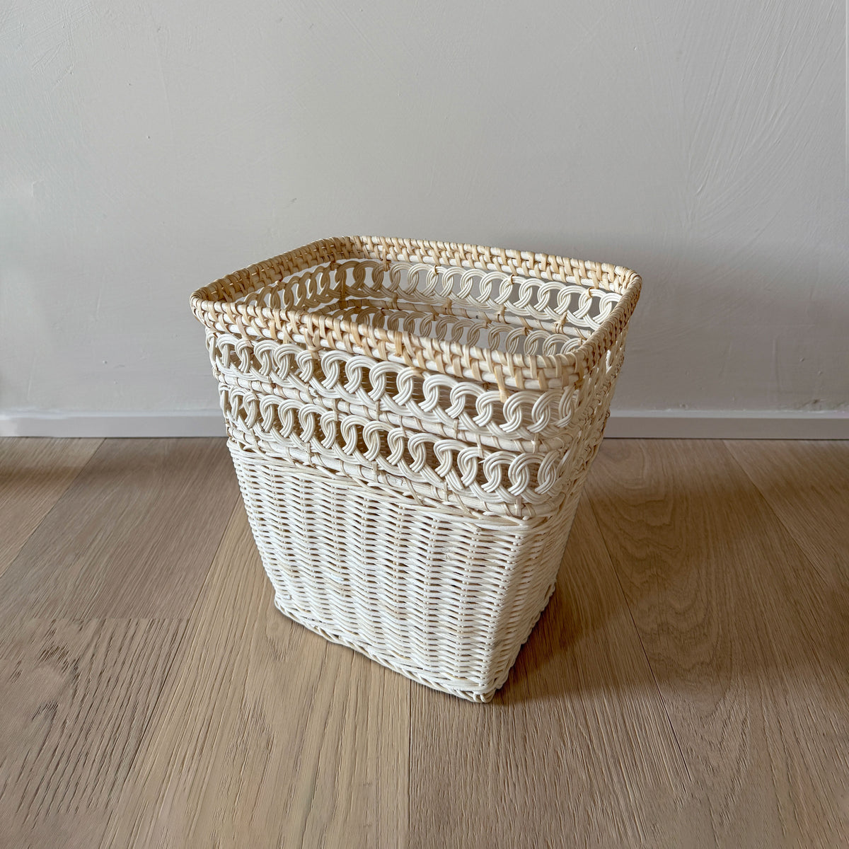 Freccia Wicker Basket