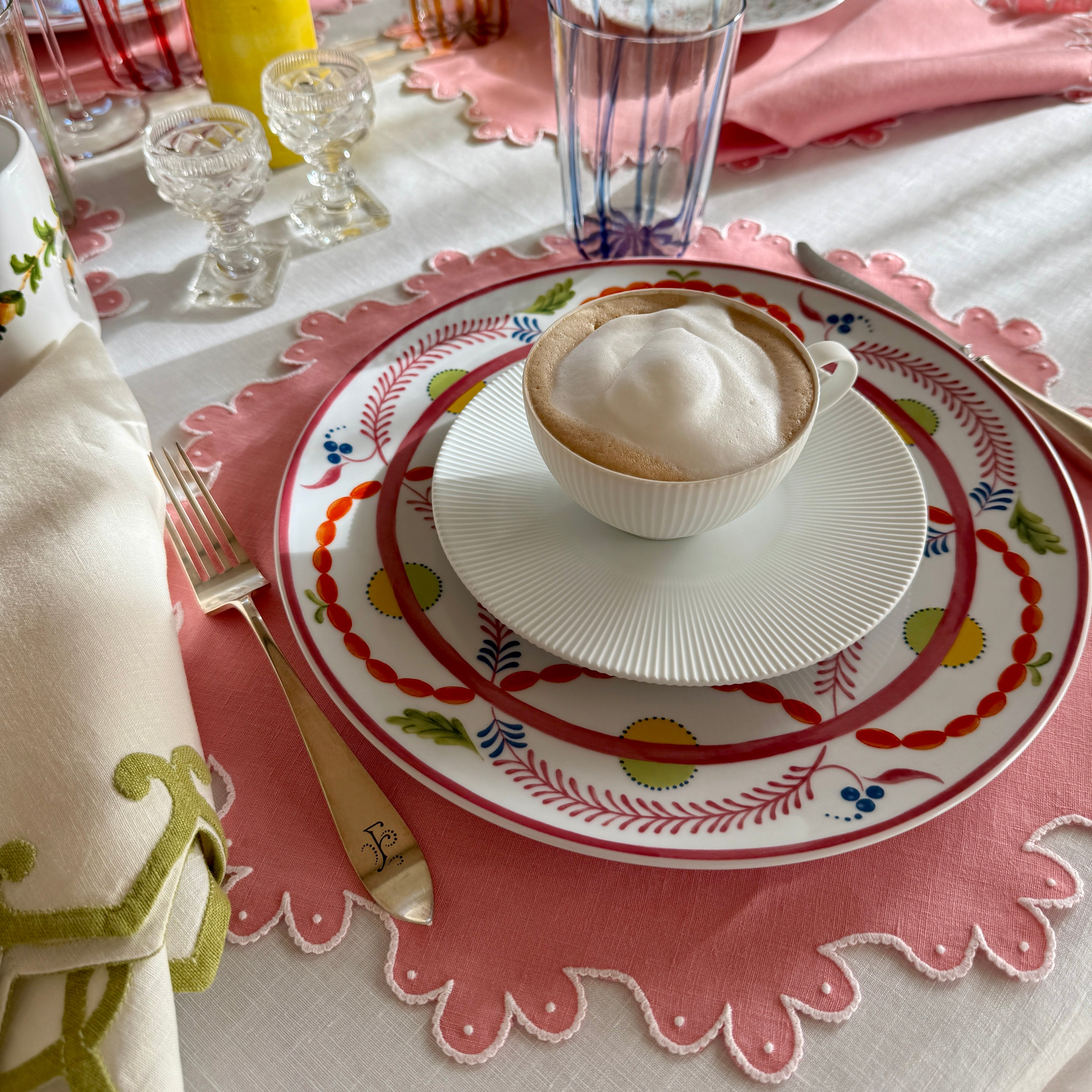 Calais Placemat & Dinner Napkin