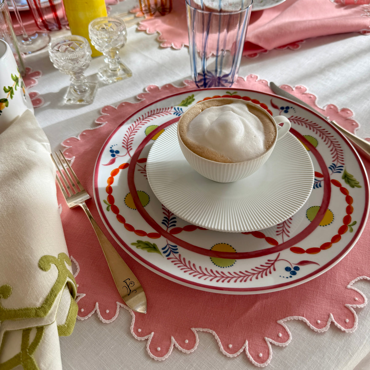 Calais Placemat & Dinner Napkin