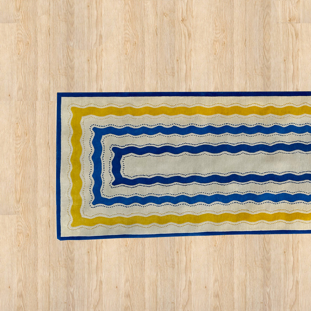 Capri Runner