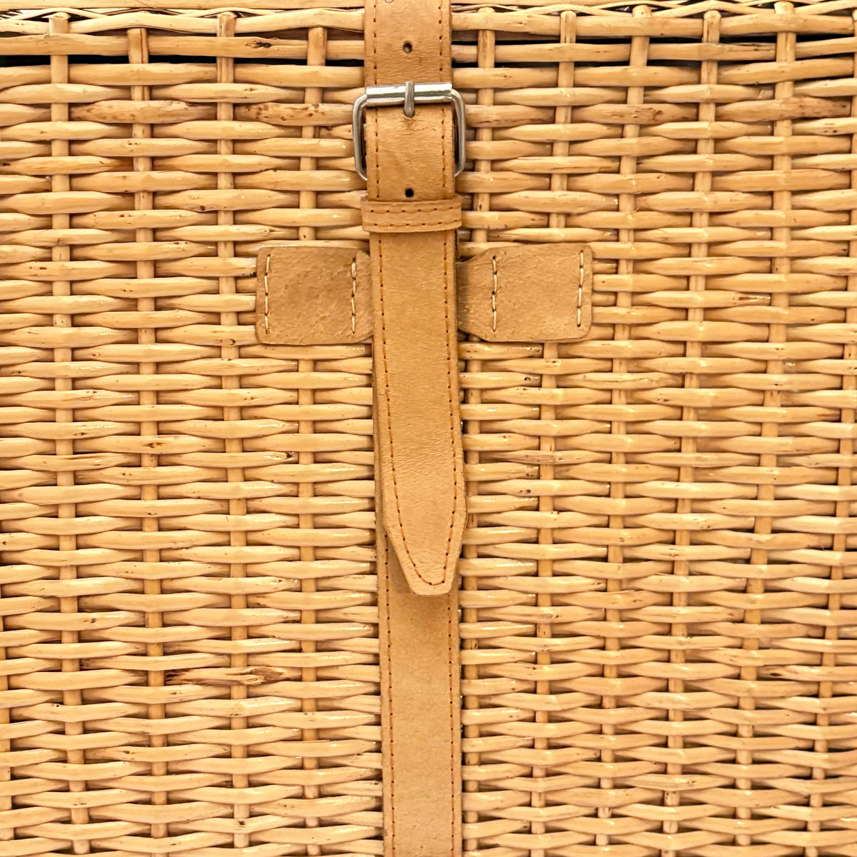 Vintage Tuscan Picnic Basket & Blanket