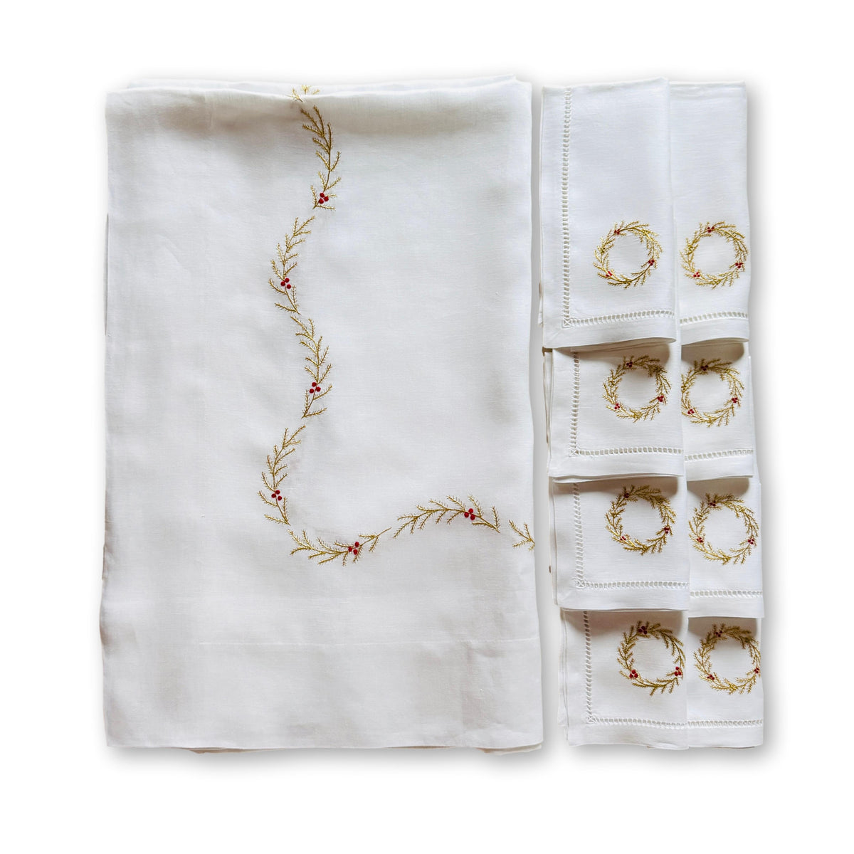 Garland Holiday Tablecloth & Dinner Napkins