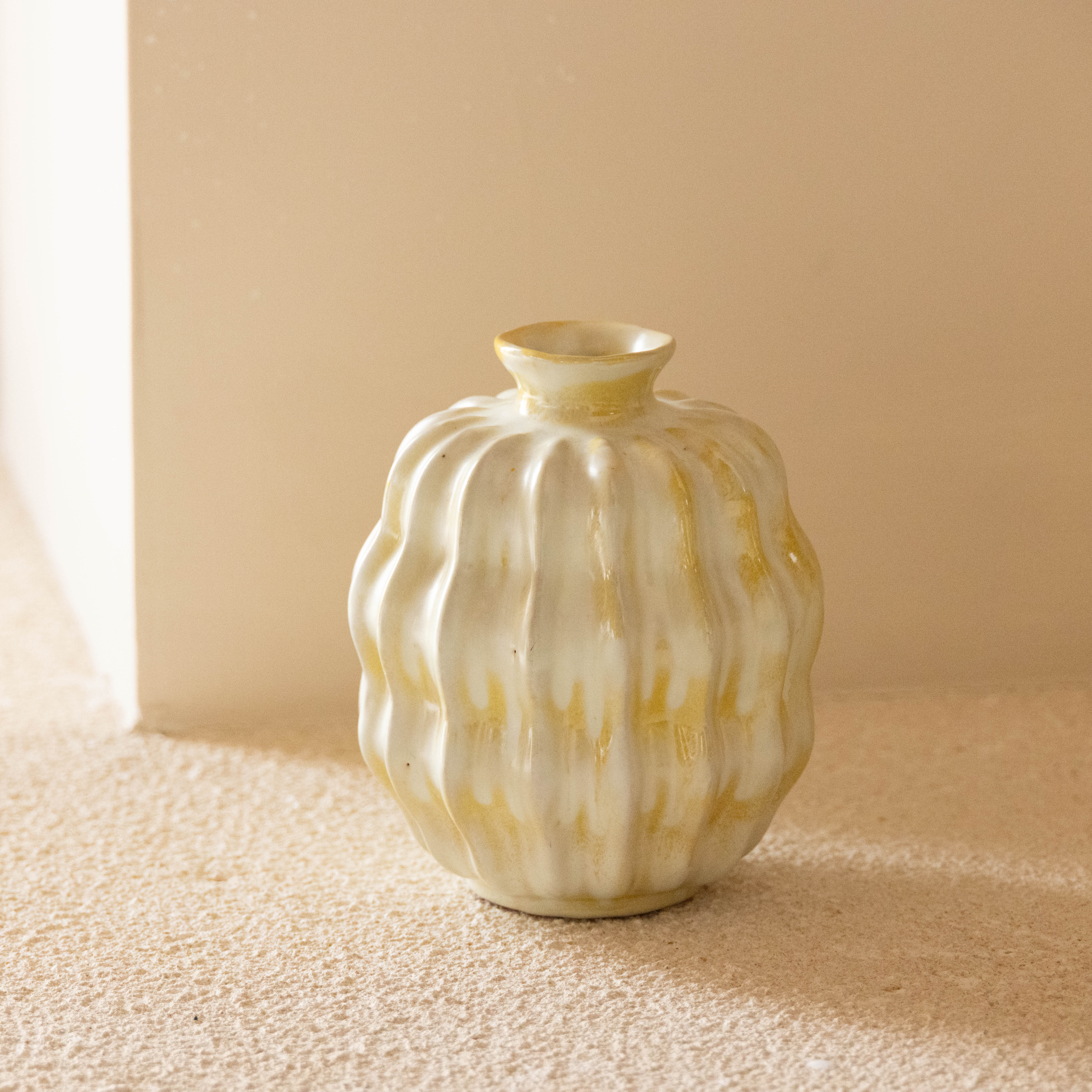 Earthenware Ripple Vase