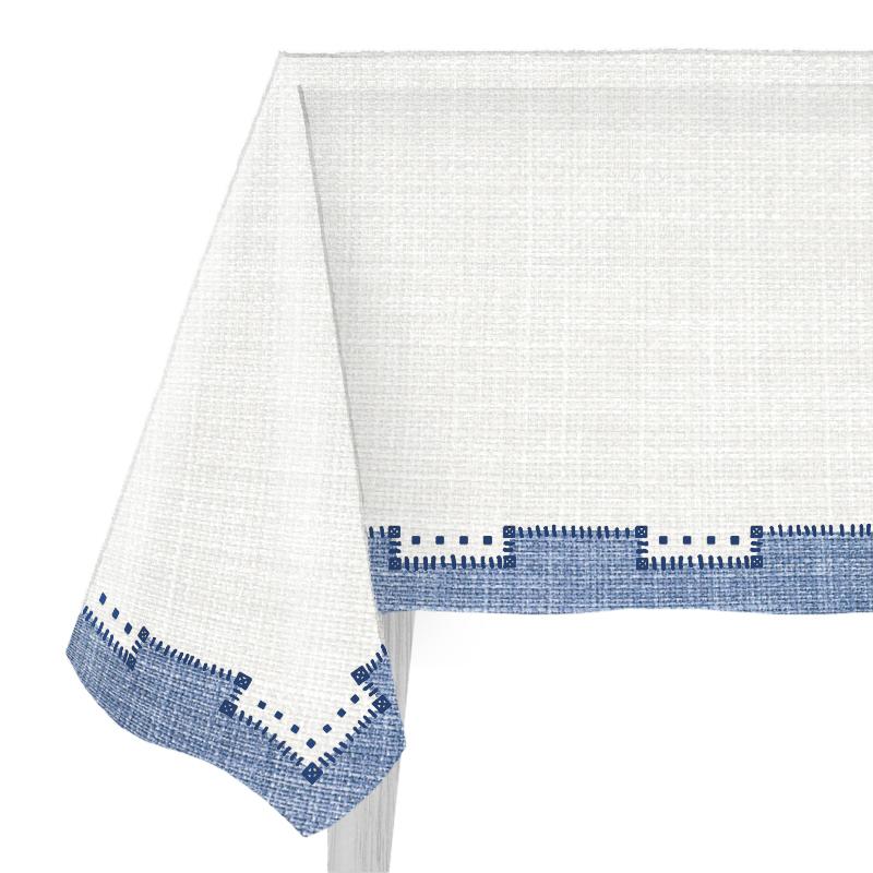 Hoang Anh Nantes with Applique Tablecloth